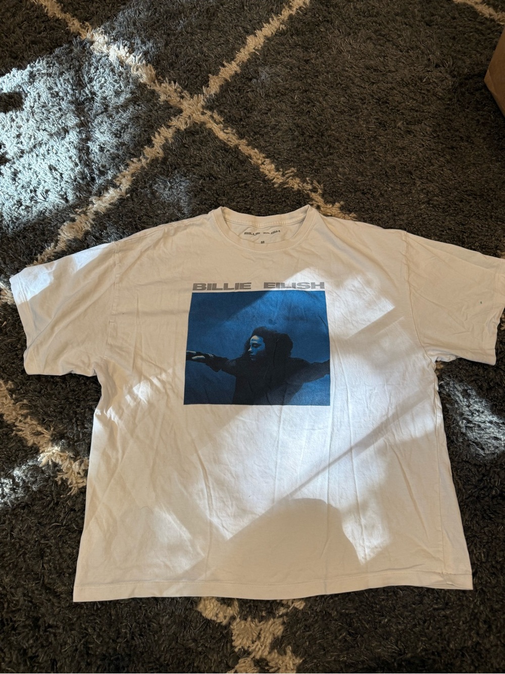 Billie Eilish t shirt size medium GUC